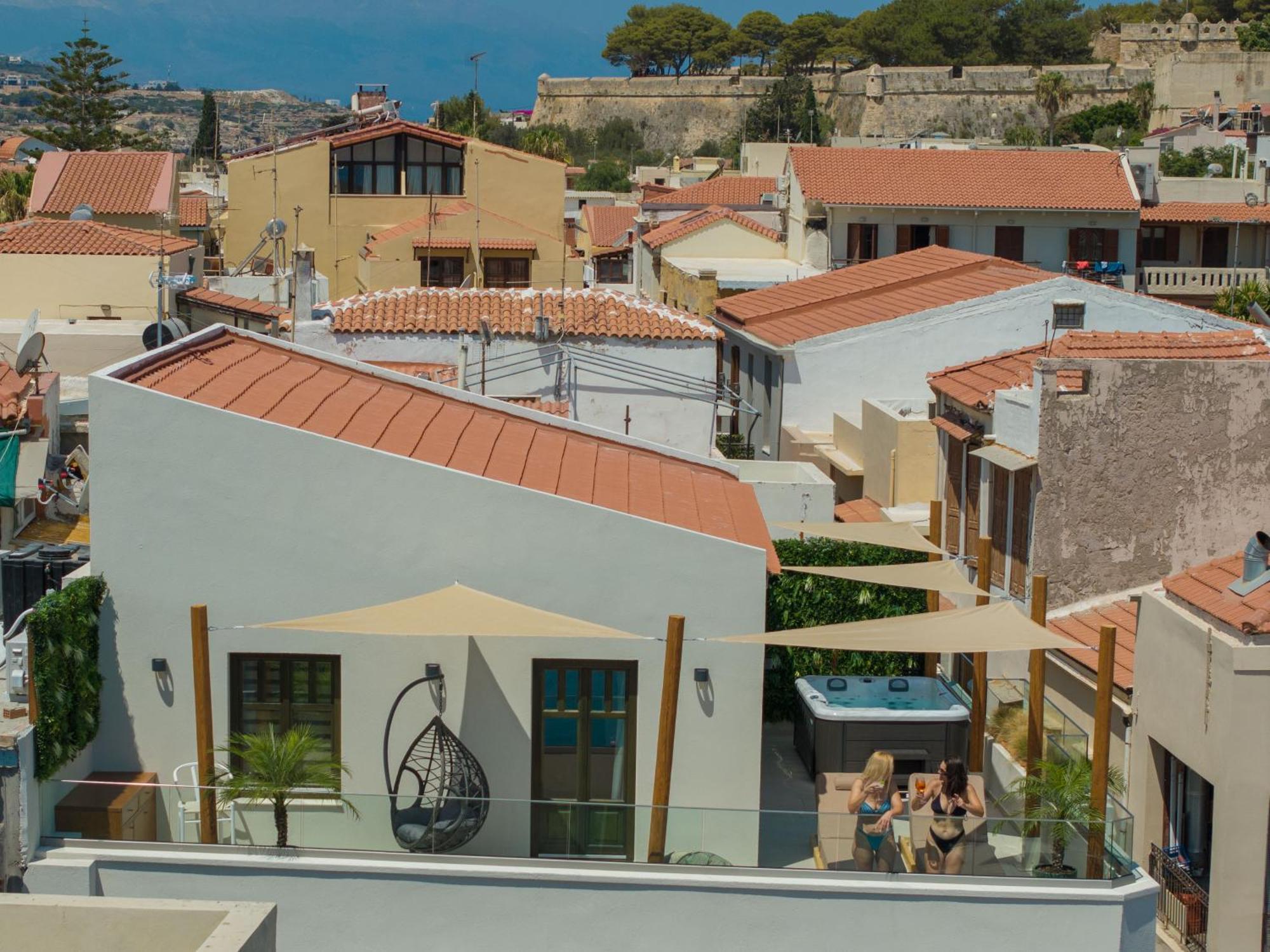 Rettimo Suites, Experience Luxury In The Heart Of Rethymno Bagian luar foto