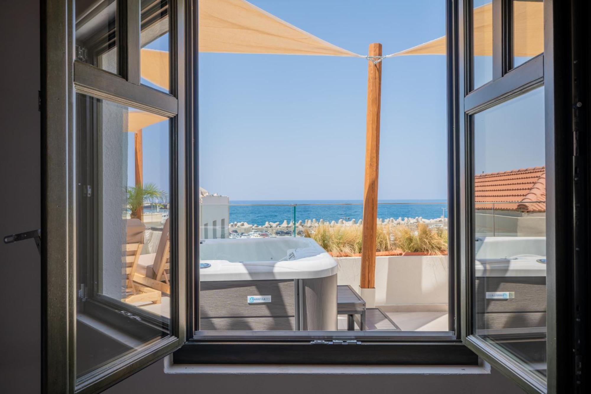 Rettimo Suites, Experience Luxury In The Heart Of Rethymno Bagian luar foto