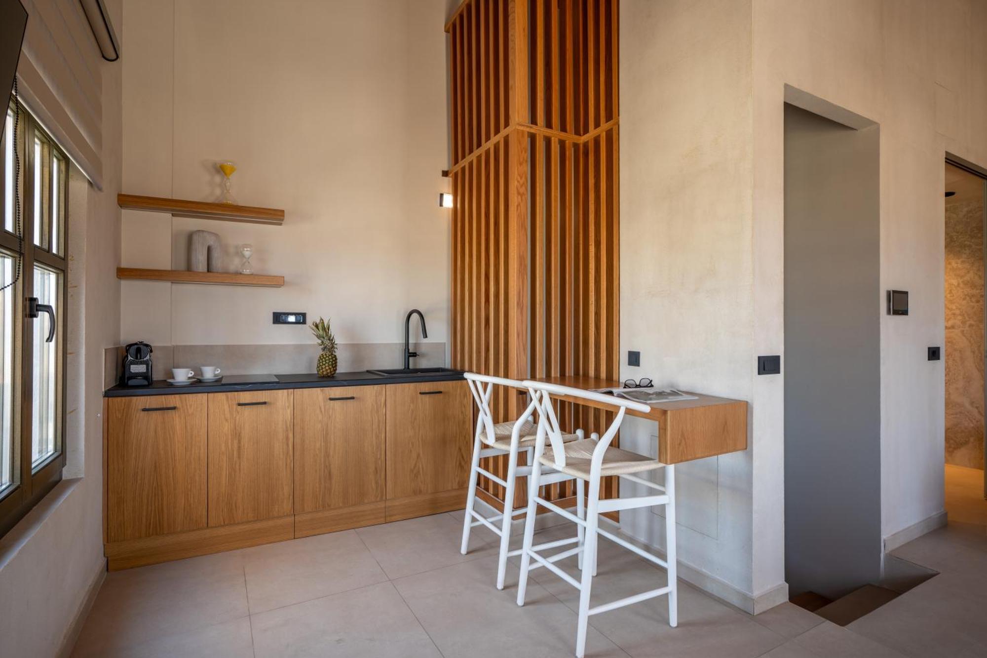 Rettimo Suites, Experience Luxury In The Heart Of Rethymno Bagian luar foto