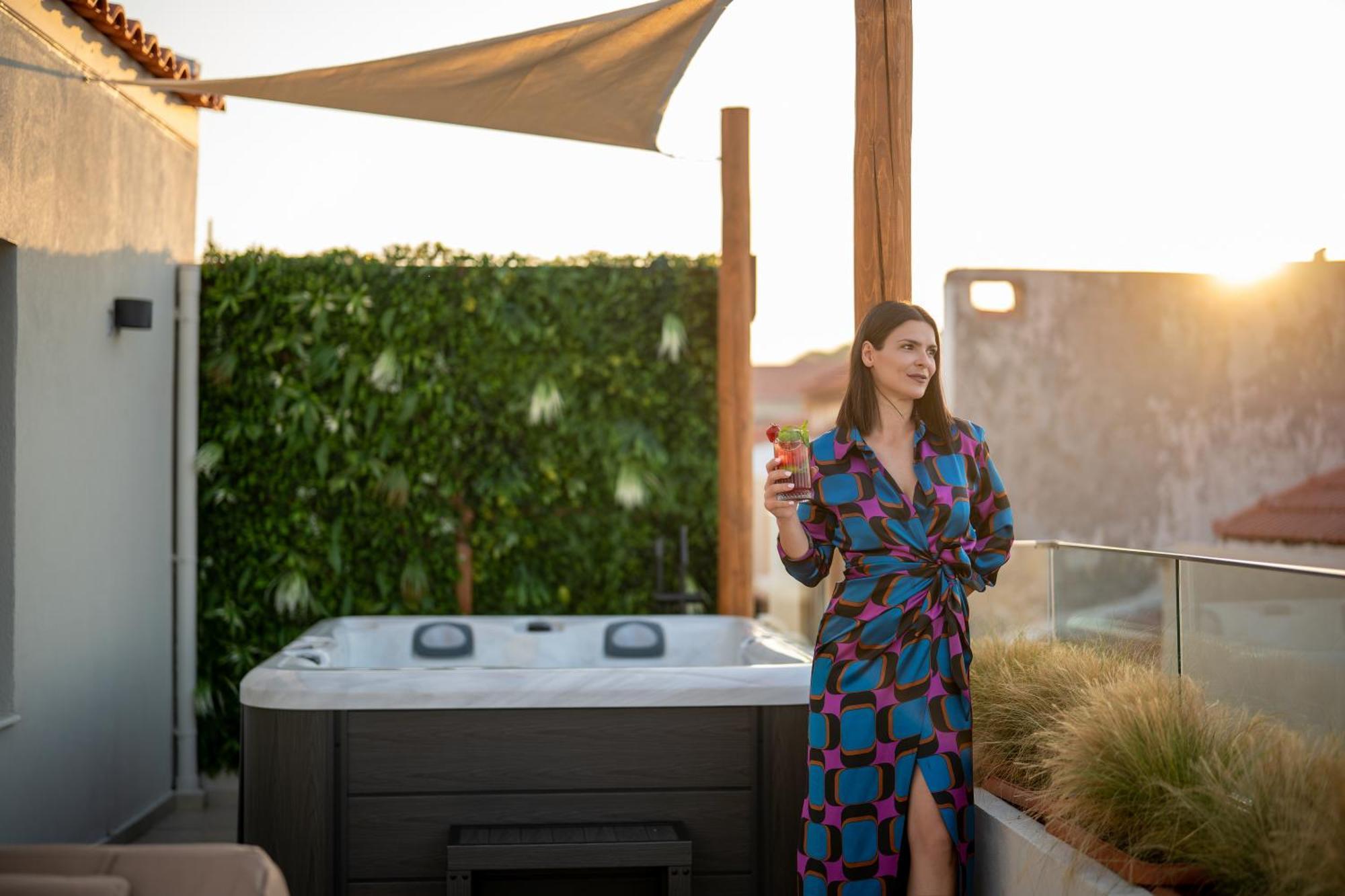 Rettimo Suites, Experience Luxury In The Heart Of Rethymno Bagian luar foto