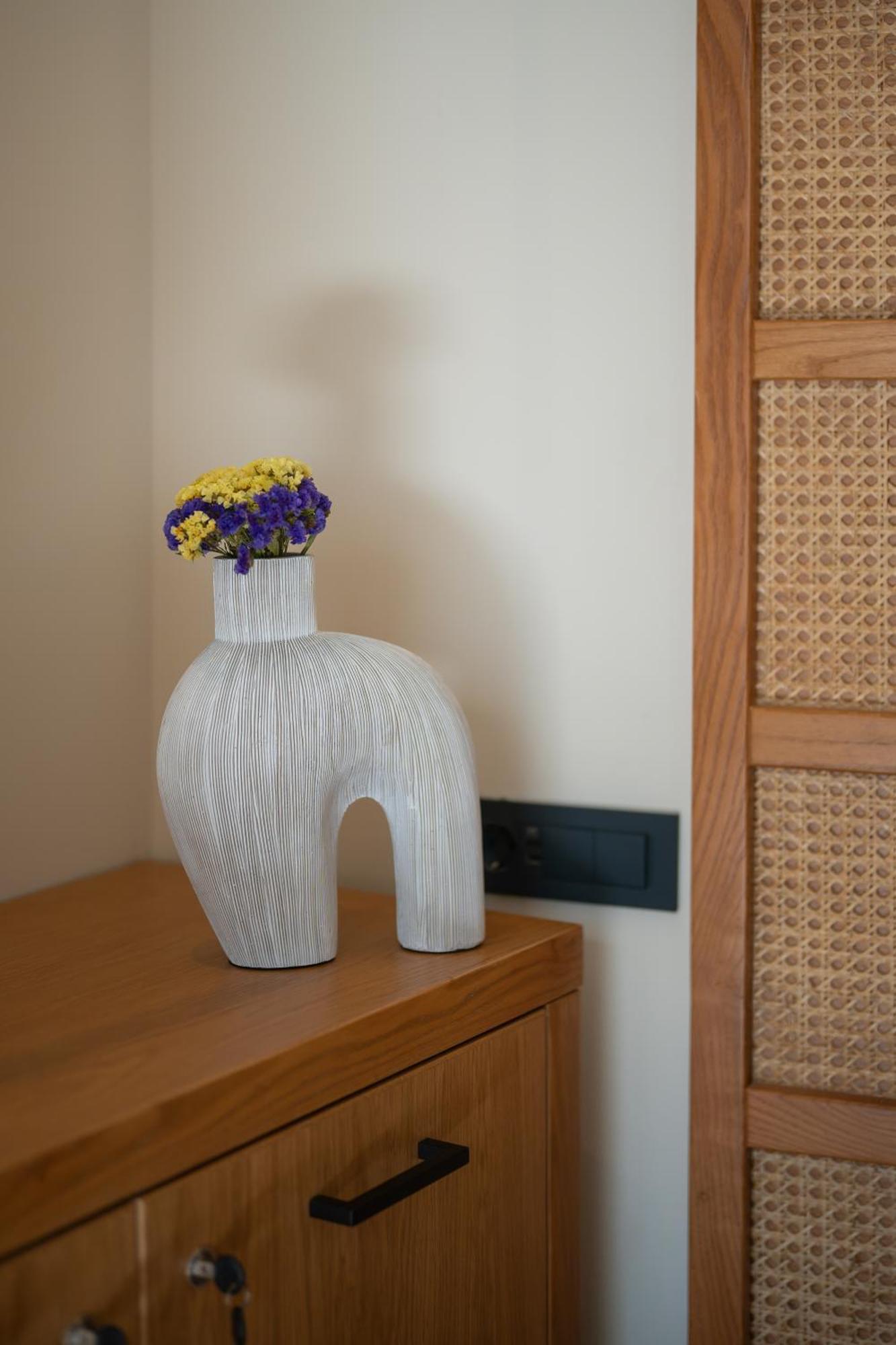 Rettimo Suites, Experience Luxury In The Heart Of Rethymno Bagian luar foto
