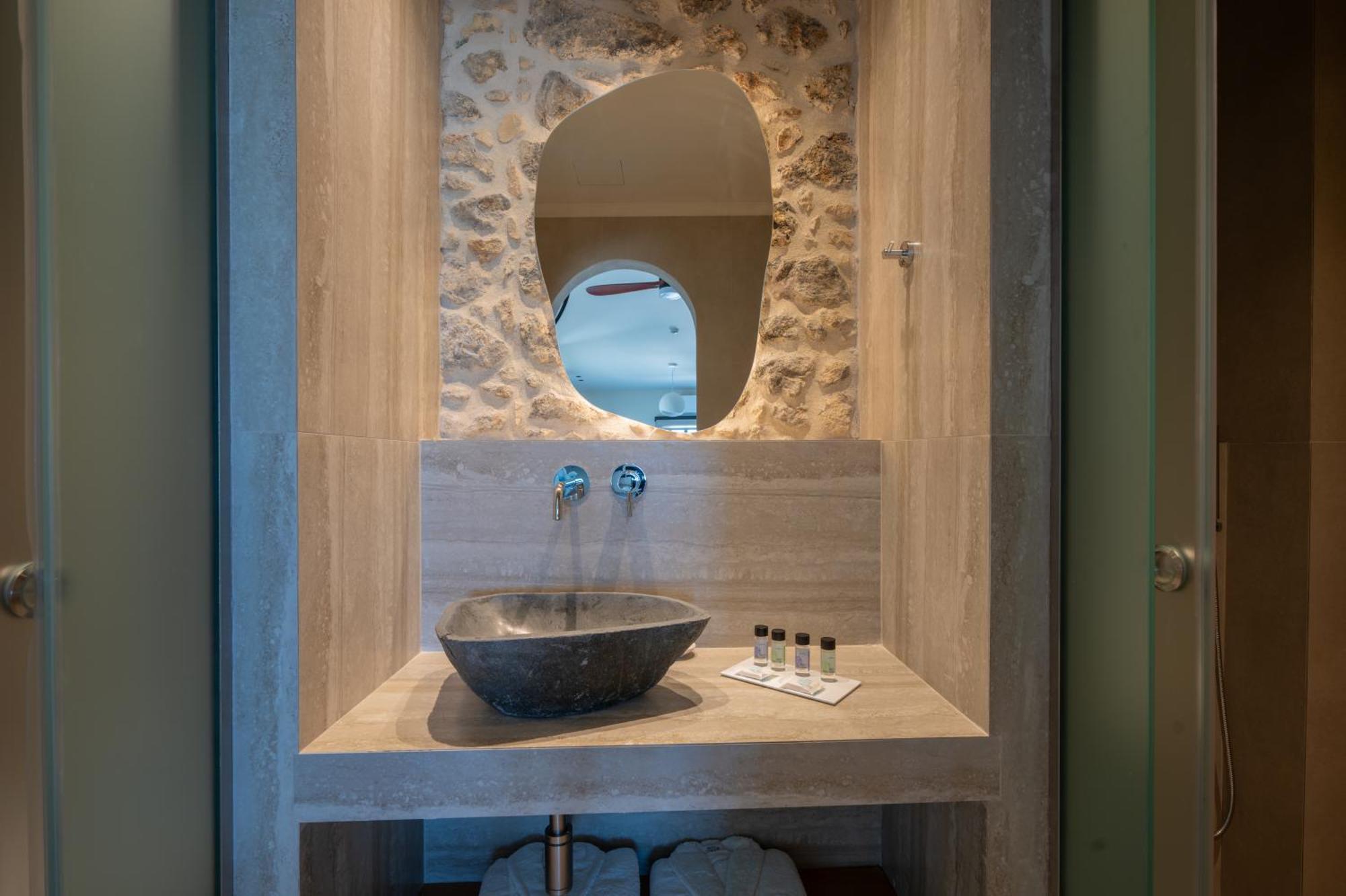 Rettimo Suites, Experience Luxury In The Heart Of Rethymno Bagian luar foto